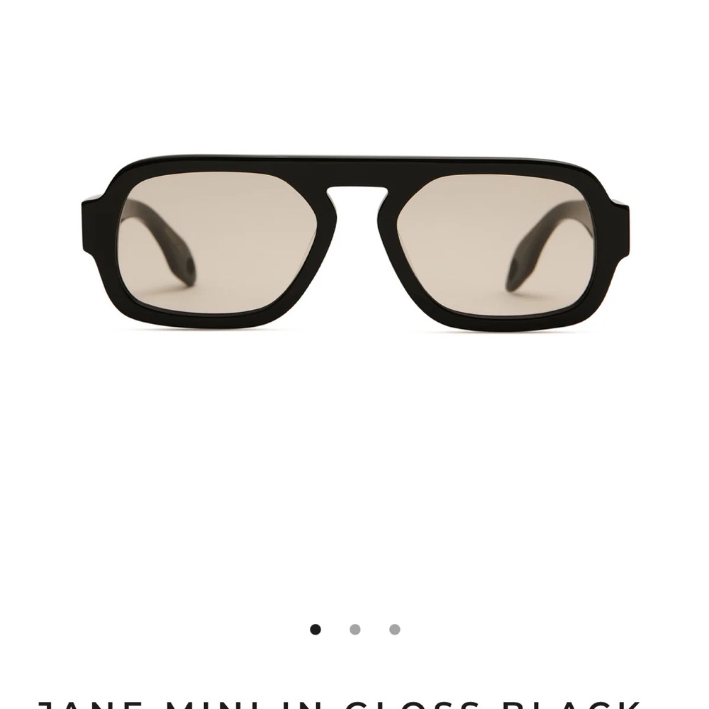 Sold Out Elisa Johnson Mini Jane Sunglasses in Black